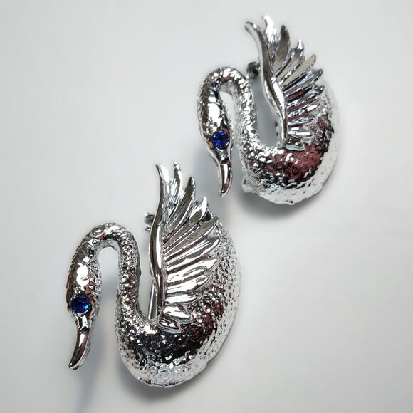 2 Swan Brooch Vintage Gerry's MCM Silver Tone & Blue Rhinestone Bird Pins - Picture 3 of 8